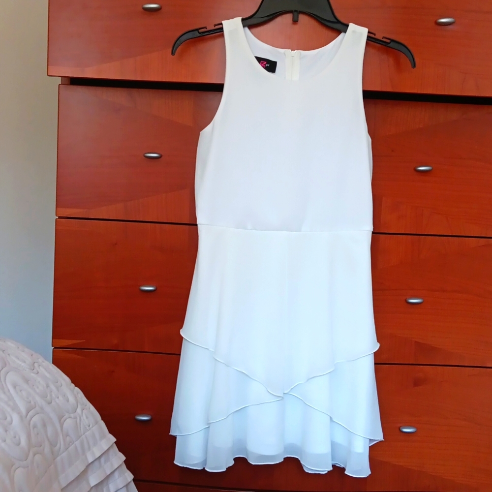 IZ Byer Girl White Chiffon Dress Size 14